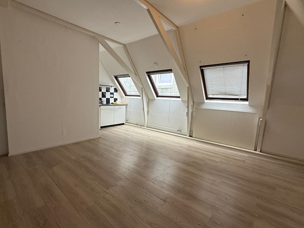 Medium property photo - Ubbo Emmiusstraat 13A, 9711 CA Groningen
